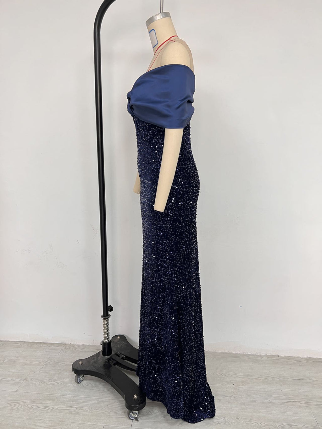 European and American Cross-border off-shoulder Evening Dress New Slim-fit Fishtail Sexy Elegant Sequin Party Dress dress