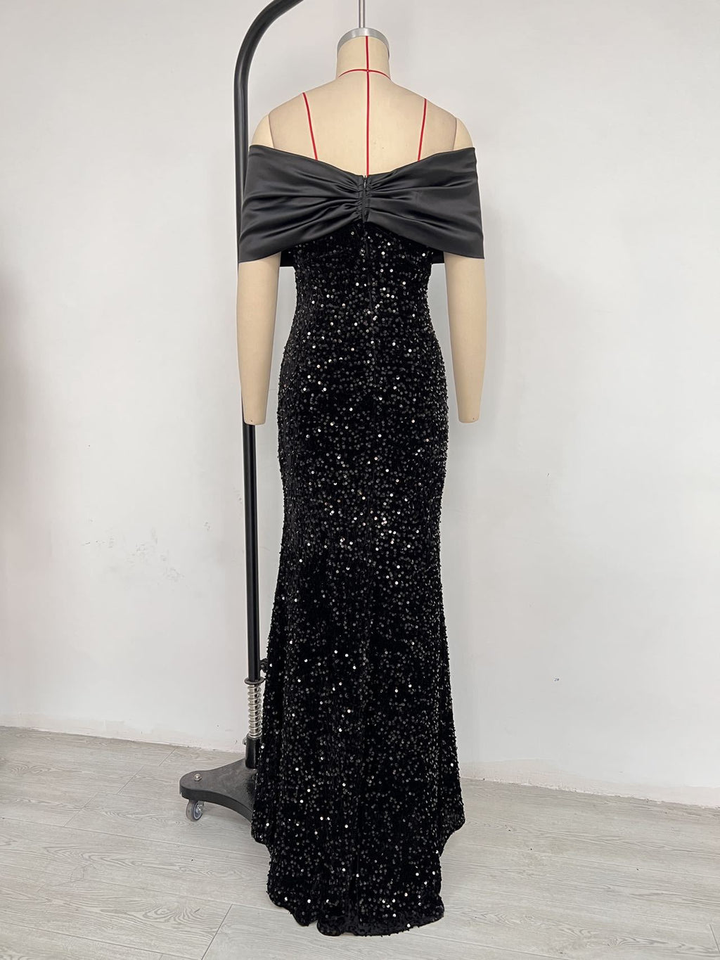European and American Cross-border off-shoulder Evening Dress New Slim-fit Fishtail Sexy Elegant Sequin Party Dress dress